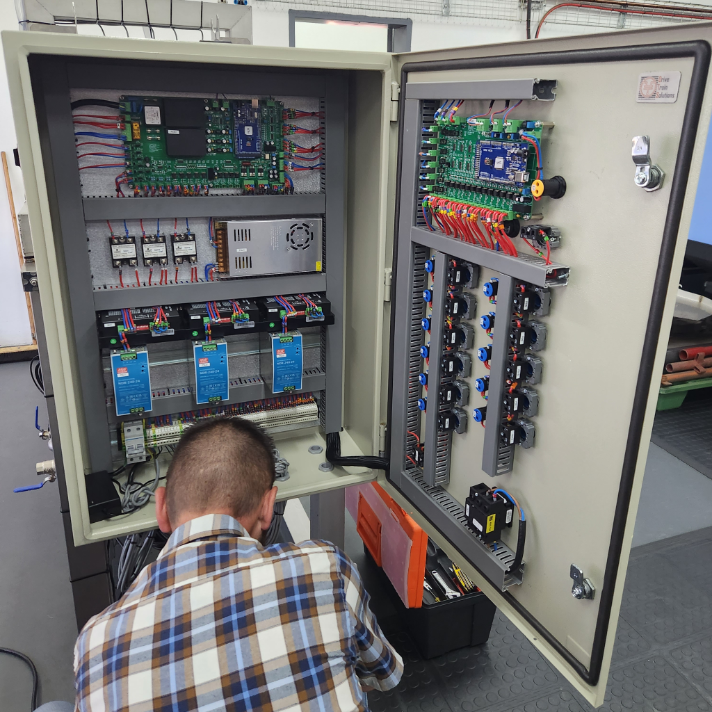 Automation & PLC Systems - Service image